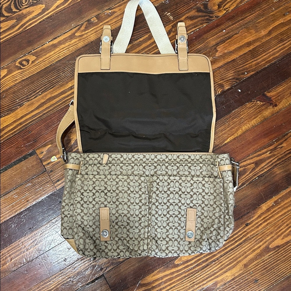 Coach Tan and Brown Voyager Crossbody Tote Messenger Bag - Picture 2 of 6